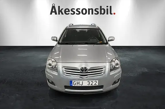Toyota Avensis 2007 photo 2