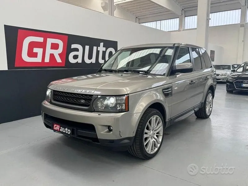 Land Rover Range Rover Sport 2011 photo 2