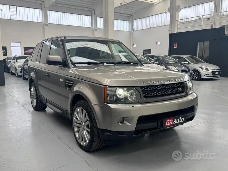 Land Rover Range Rover Sport 2011 photo 4