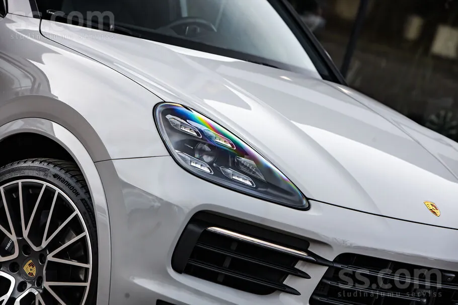 Porsche Cayenne 2022 photo 2