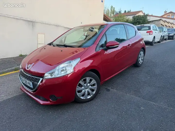 Peugeot 208