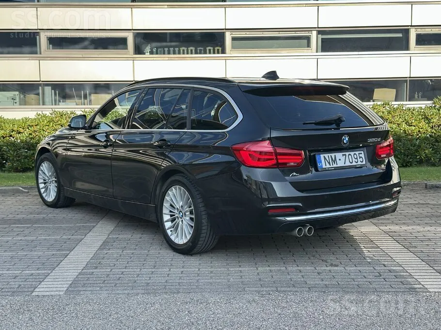 BMW 320 2016 photo 3