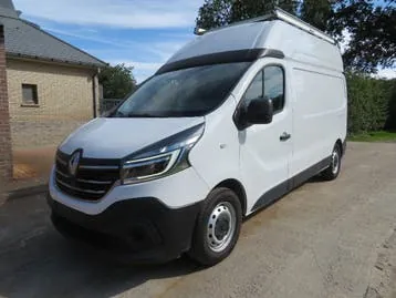 Renault Trafic 2021 photo 3