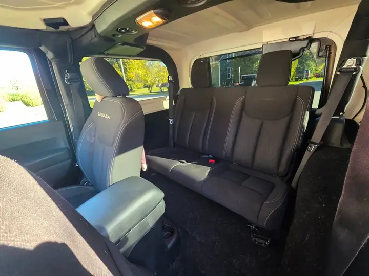 Jeep Wrangler 2016 photo 5