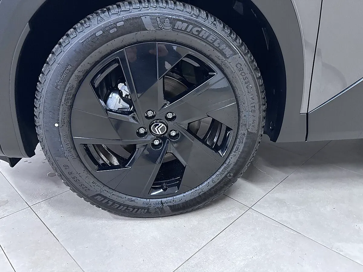 Citroen C5 Aircross 2025 photo 3