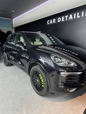 Porsche Cayenne 2017 photo 2