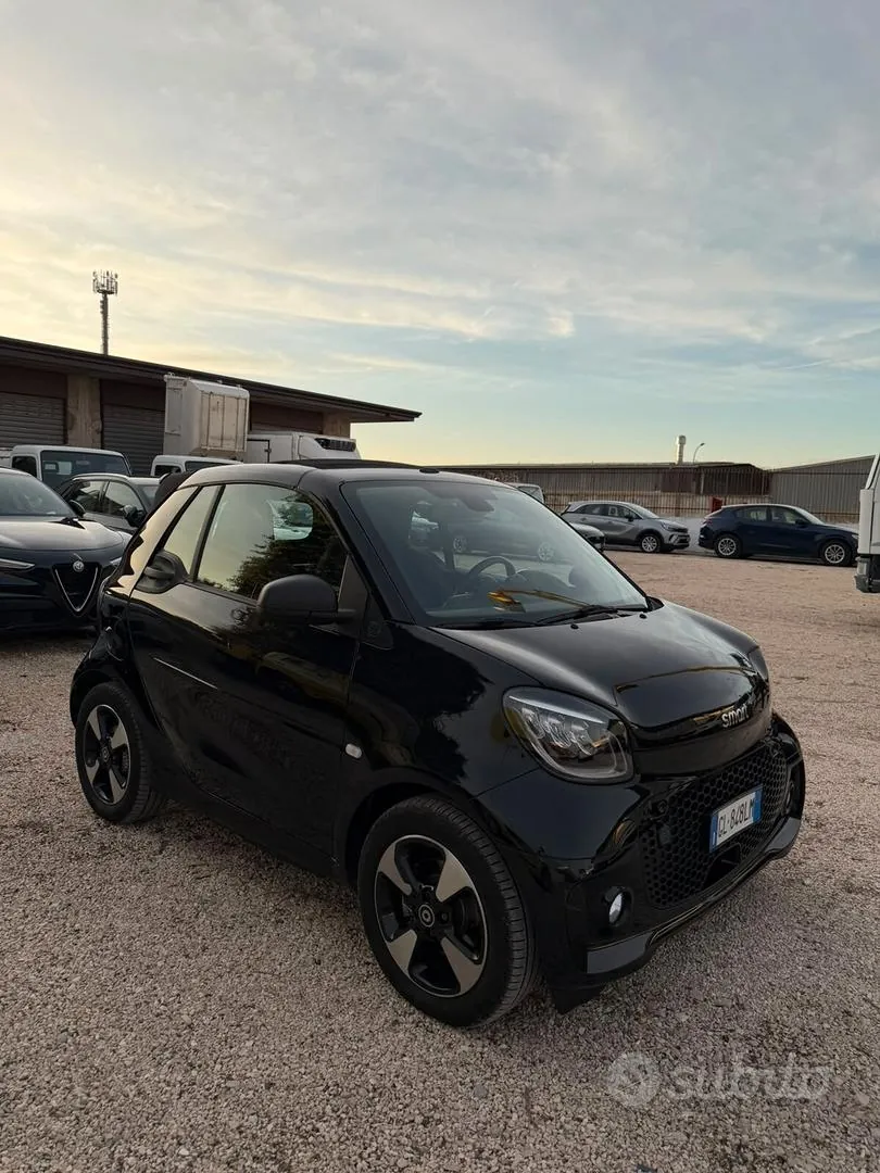 Smart Fortwo 2023 photo 5