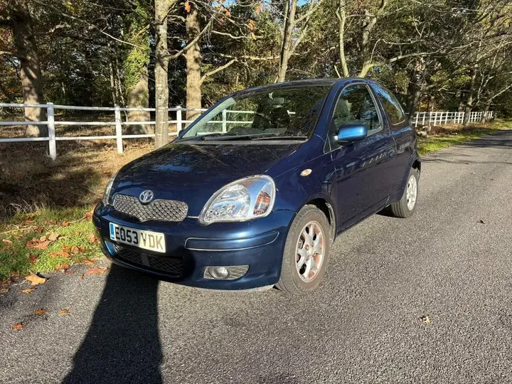 Toyota Yaris 2003 photo 5
