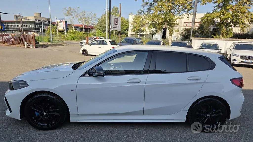 BMW 118D 2020 photo 3