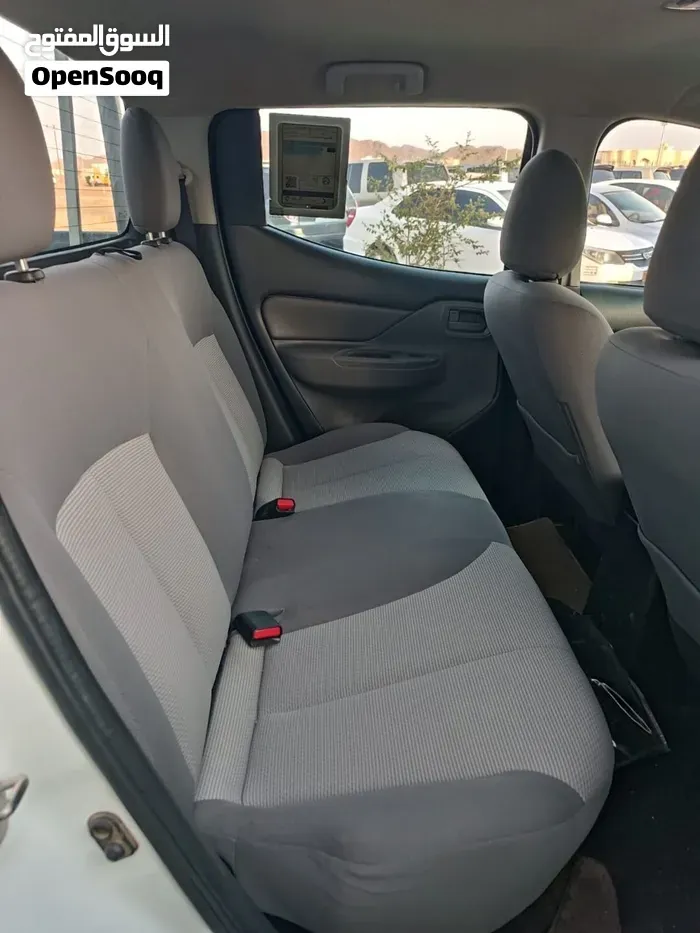 Mitsubishi L200 2018 photo 4