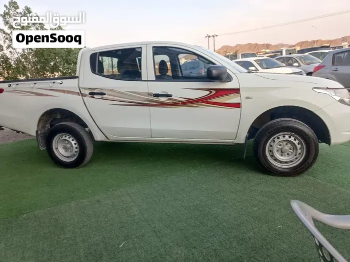Mitsubishi L200 2018 photo 3