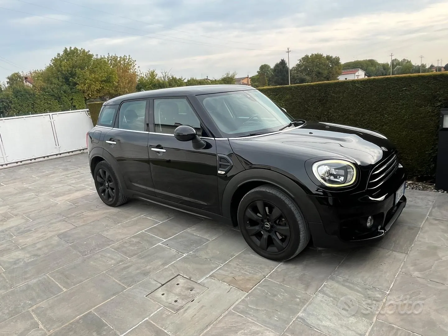 Mini Mini Countryman 2017 photo 2