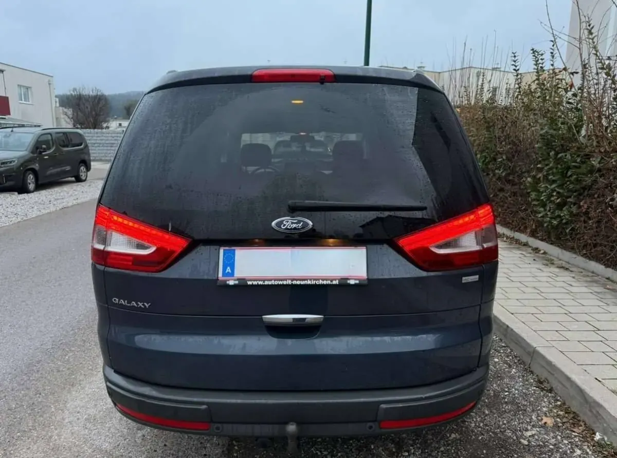 Ford Galaxy 2014 photo 2