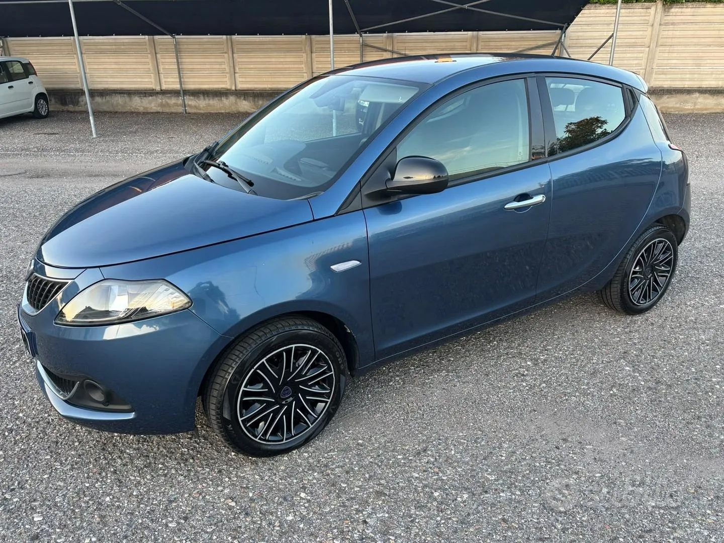 Lancia Ypsilon 2022 photo 2