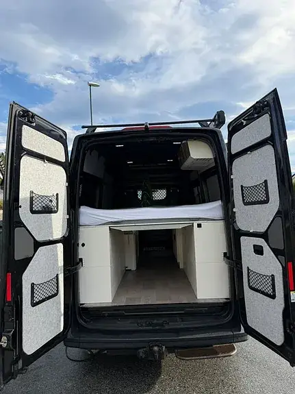 Volkswagen Crafter 35 2018 photo 5