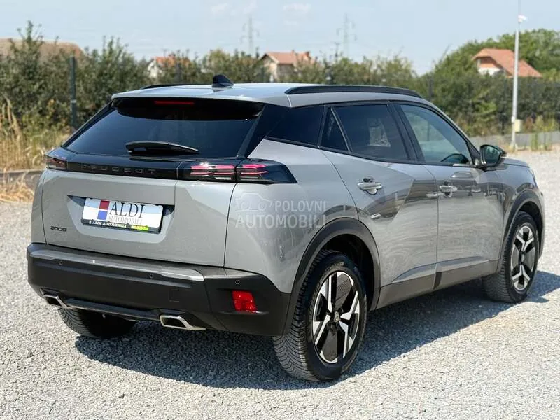 Peugeot 2008 2023 photo 5