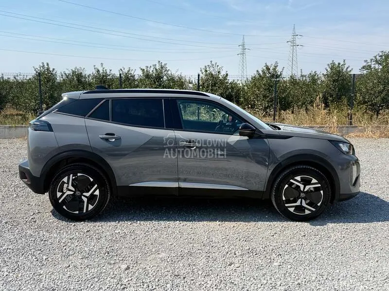 Peugeot 2008 2023 photo 4