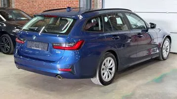 BMW 3 Series 2021 photo 2