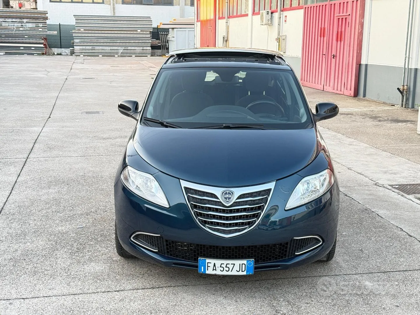 Lancia Ypsilon