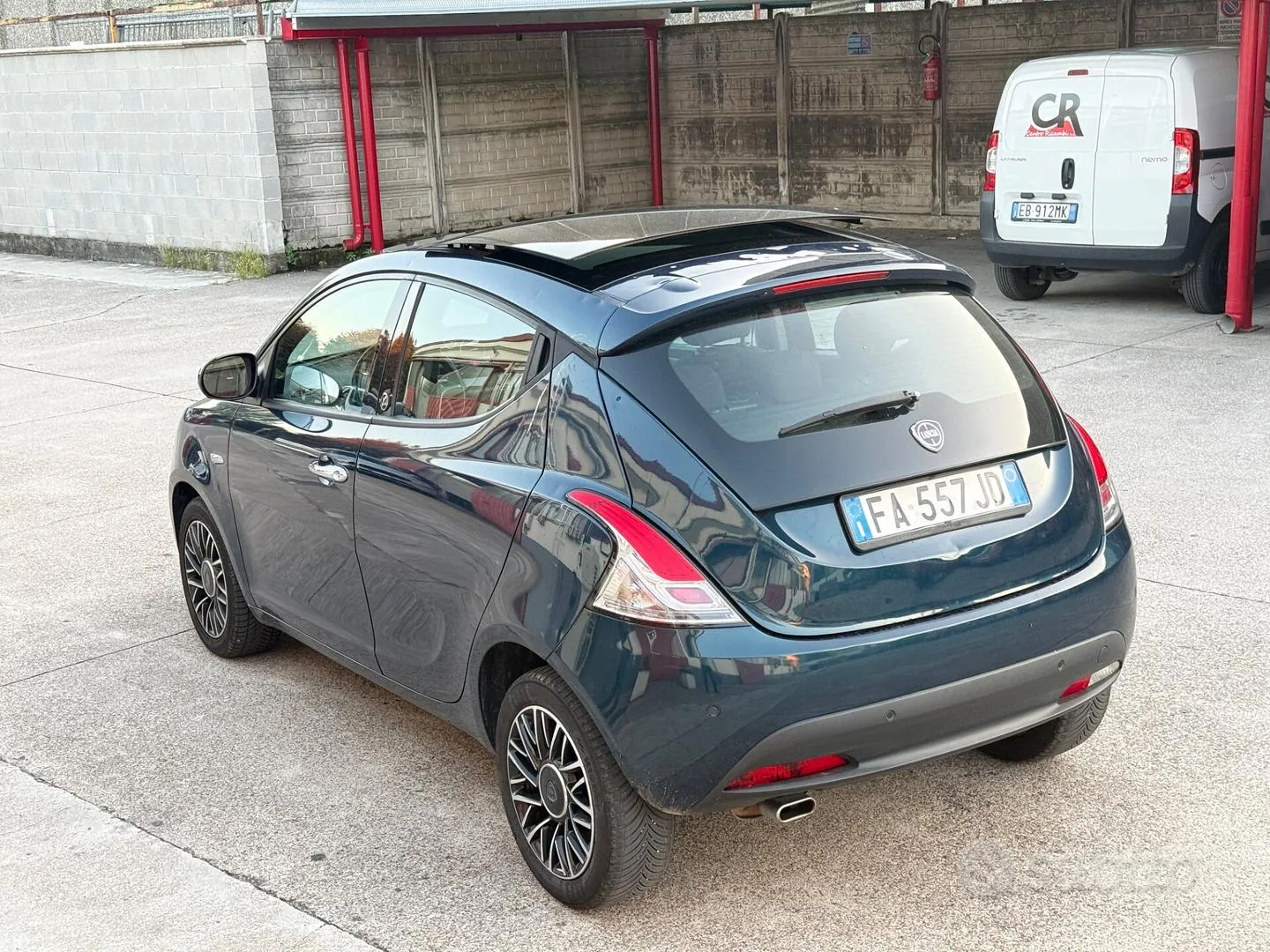 Lancia Ypsilon 2015 photo 5