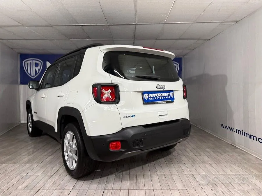 Jeep Renegade 2023 photo 4