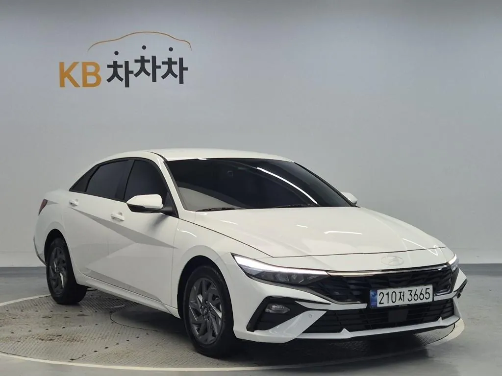 Hyundai Avante 2024 photo 4
