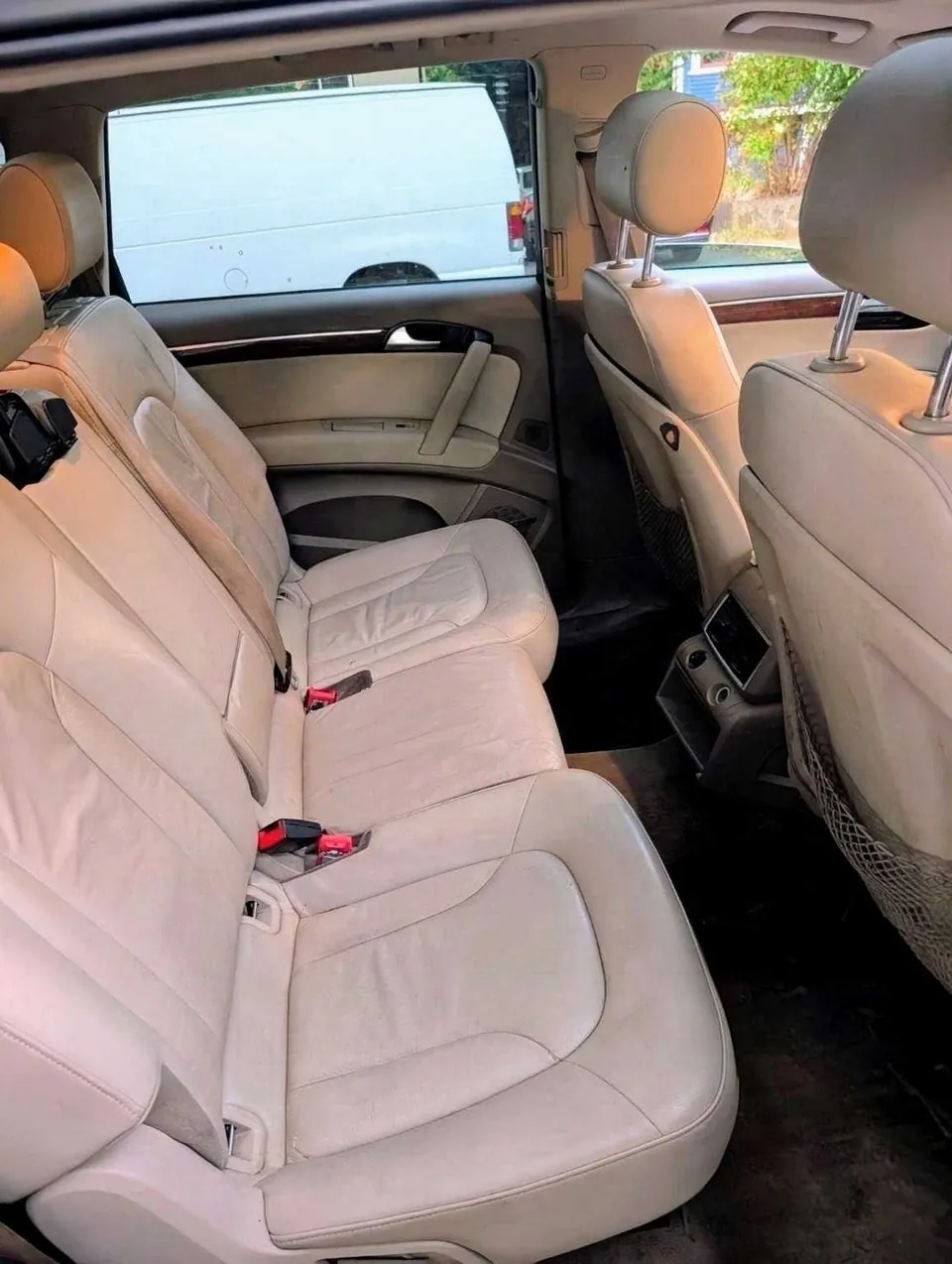 Audi Q7 2009 photo 2