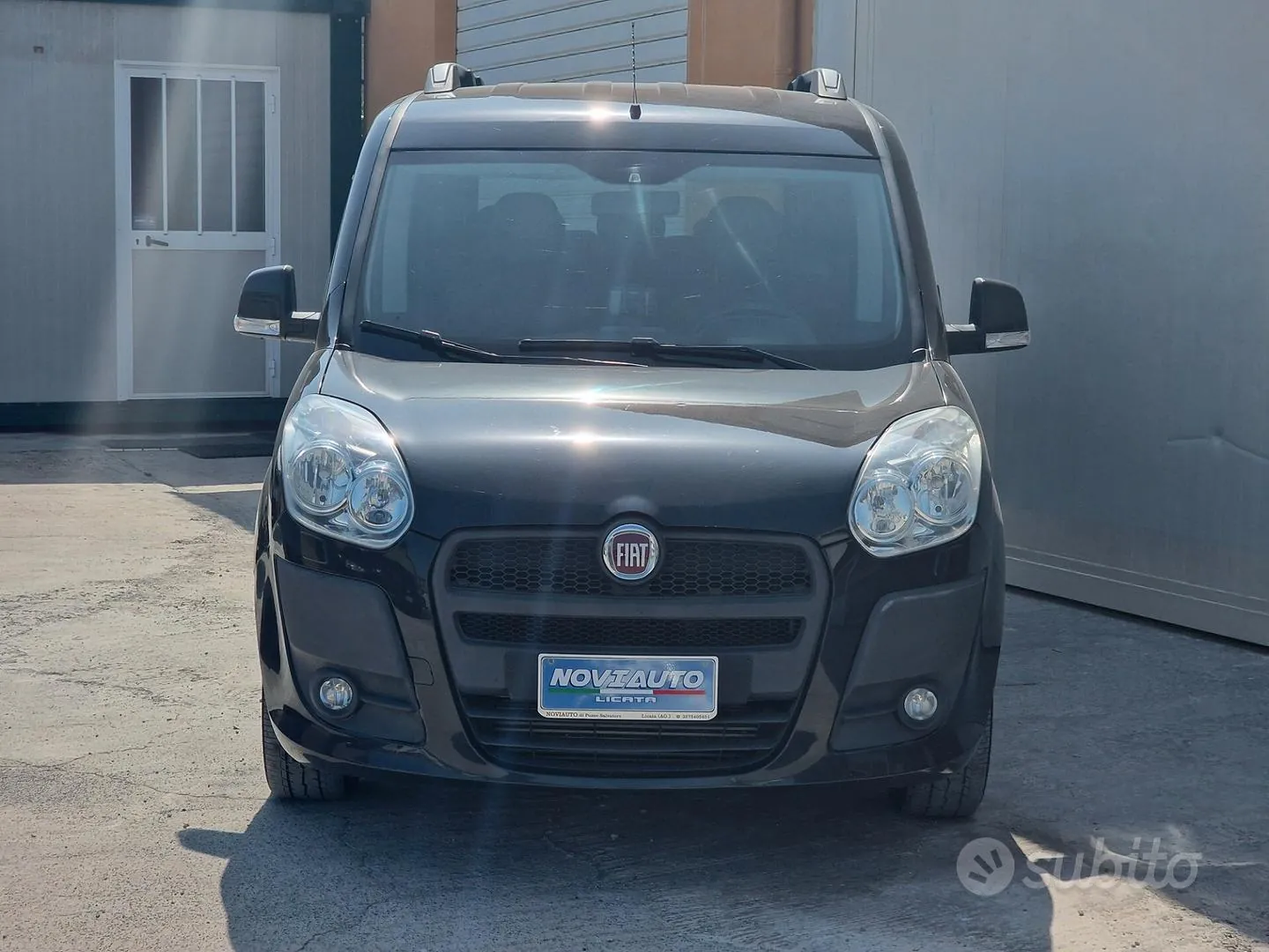 Fiat Doblo 2011 photo 2