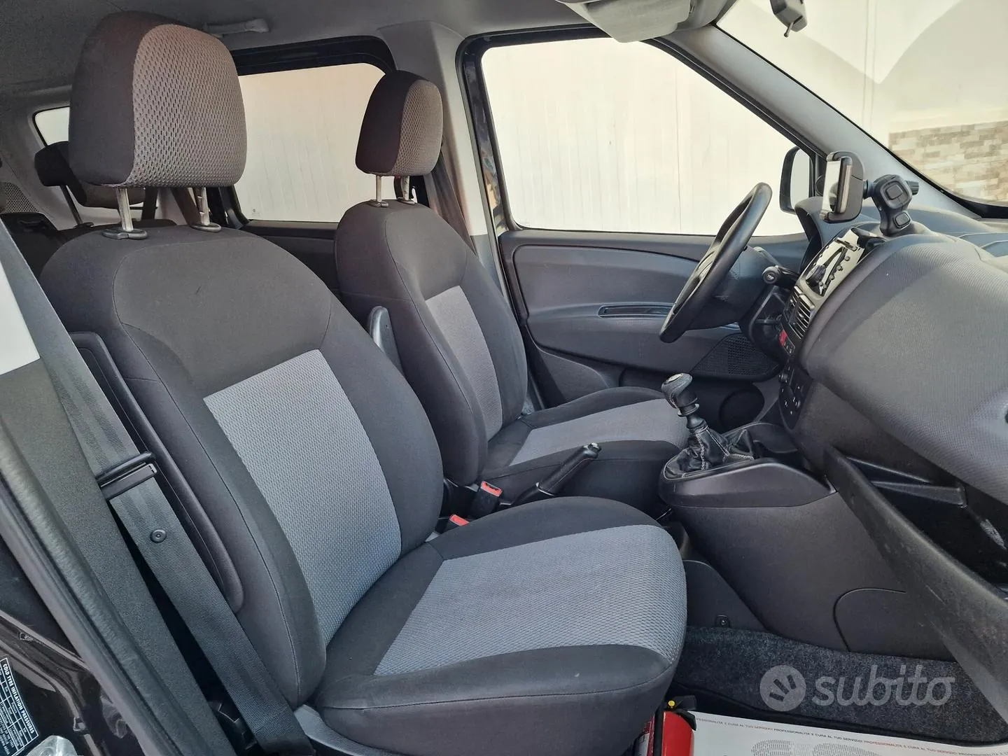 Fiat Doblo 2011 photo 4