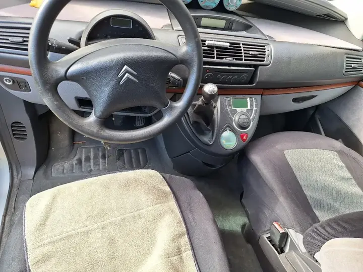 Citroen C8 2003 photo 2