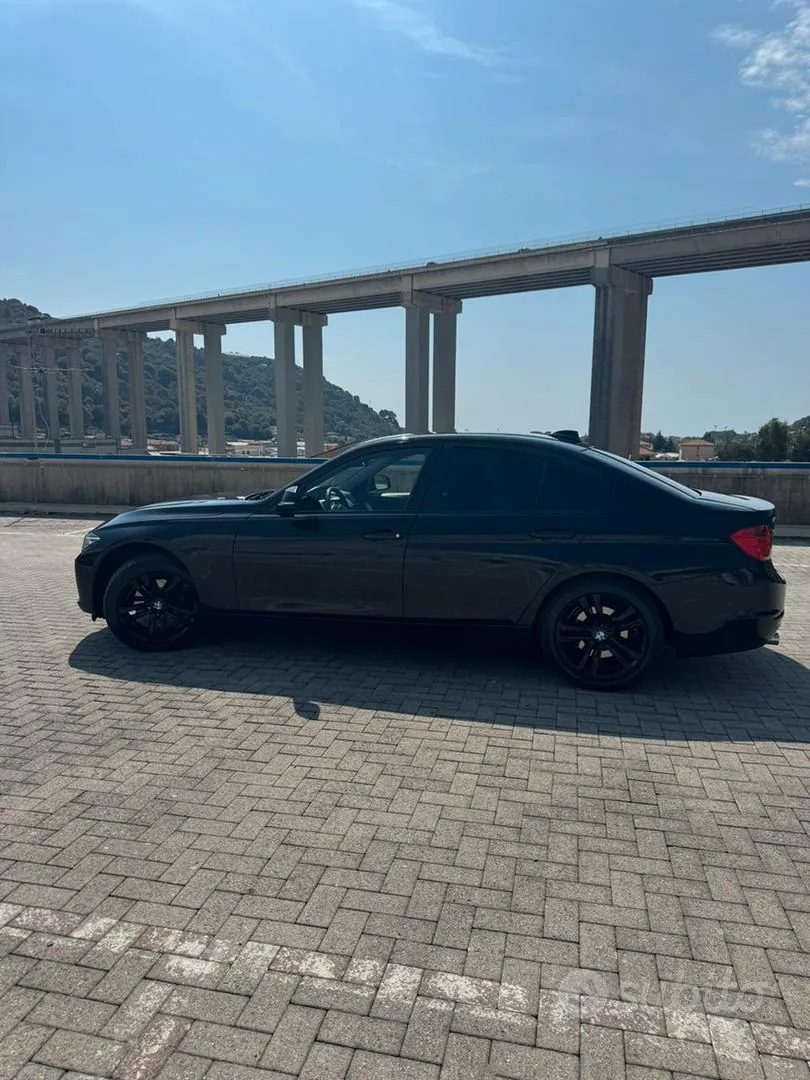 BMW 320 2013 photo 4