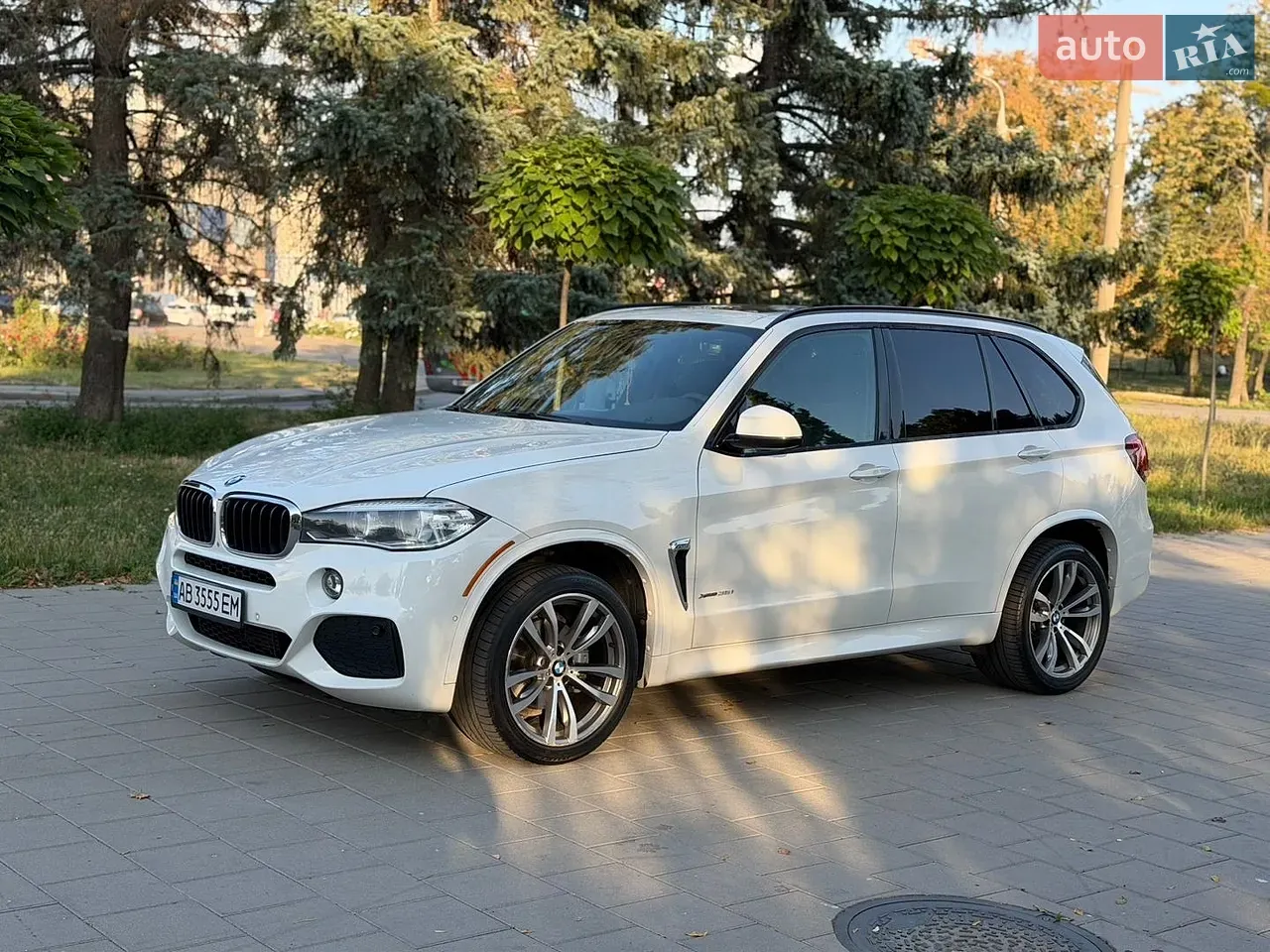 BMW X5 2015 photo 2