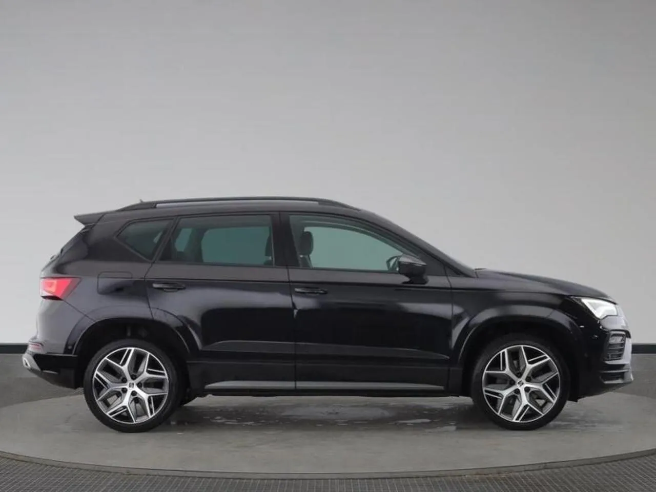 Seat Ateca 2023 photo 2
