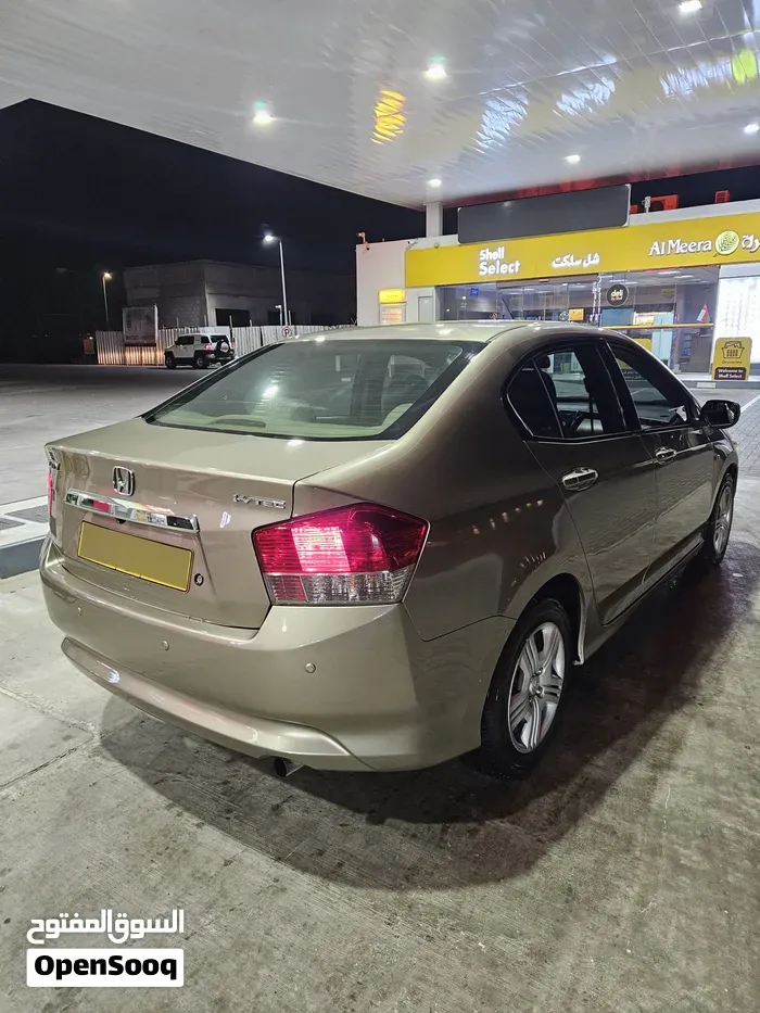 Honda City 2010 photo 4