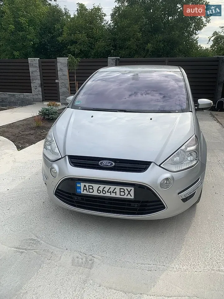 Ford S-Max