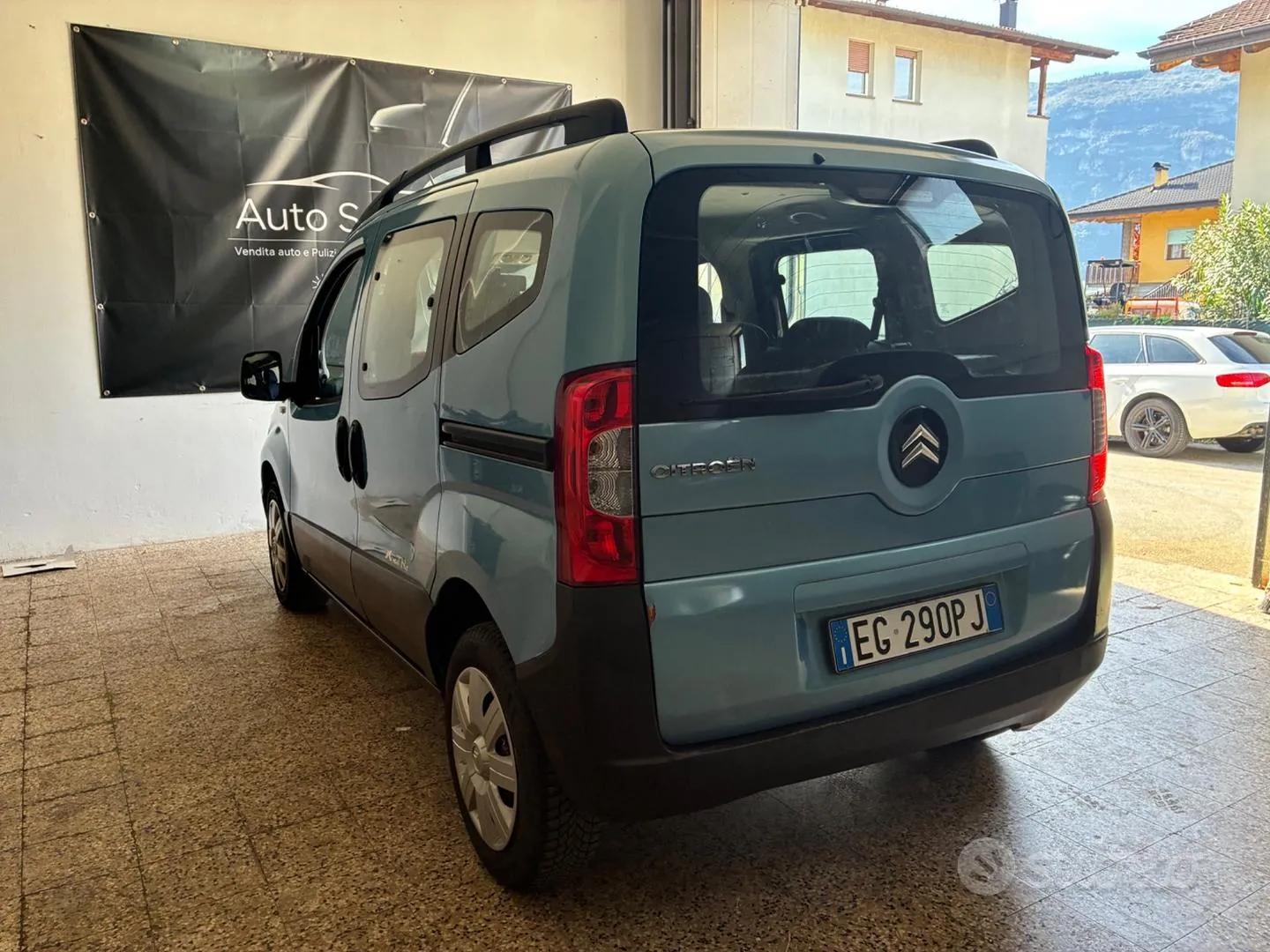 Citroen Nemo 2011 photo 3