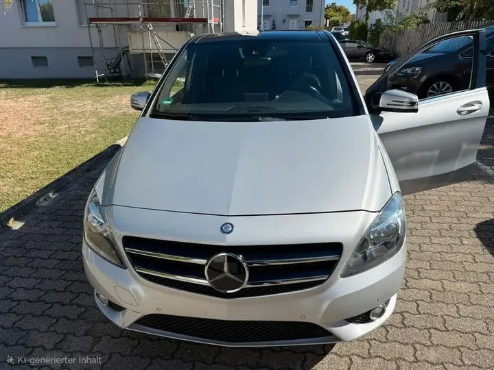 Mercedes-Benz B 250