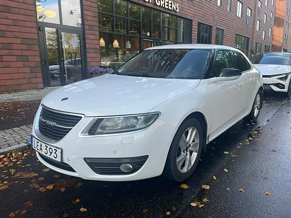 Saab 9-5 2011 photo 2