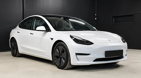 Tesla Model 3 2023 photo 2