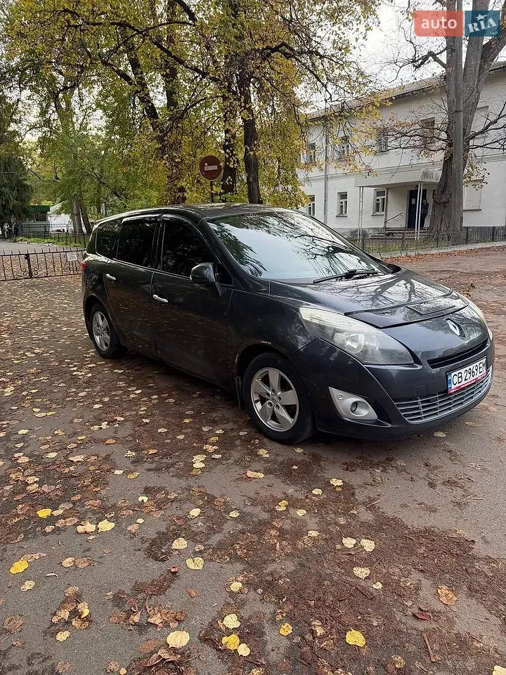 Renault Scenic 2010 photo 2