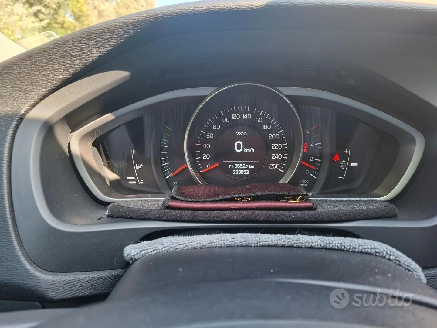 Volvo V40 2015 photo 4