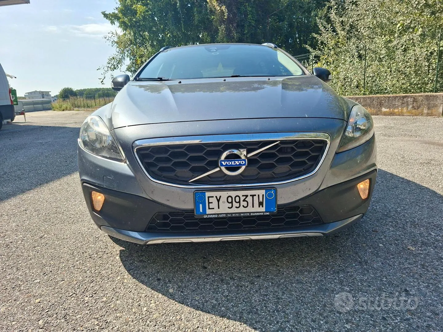 Volvo V40 2015 photo 2