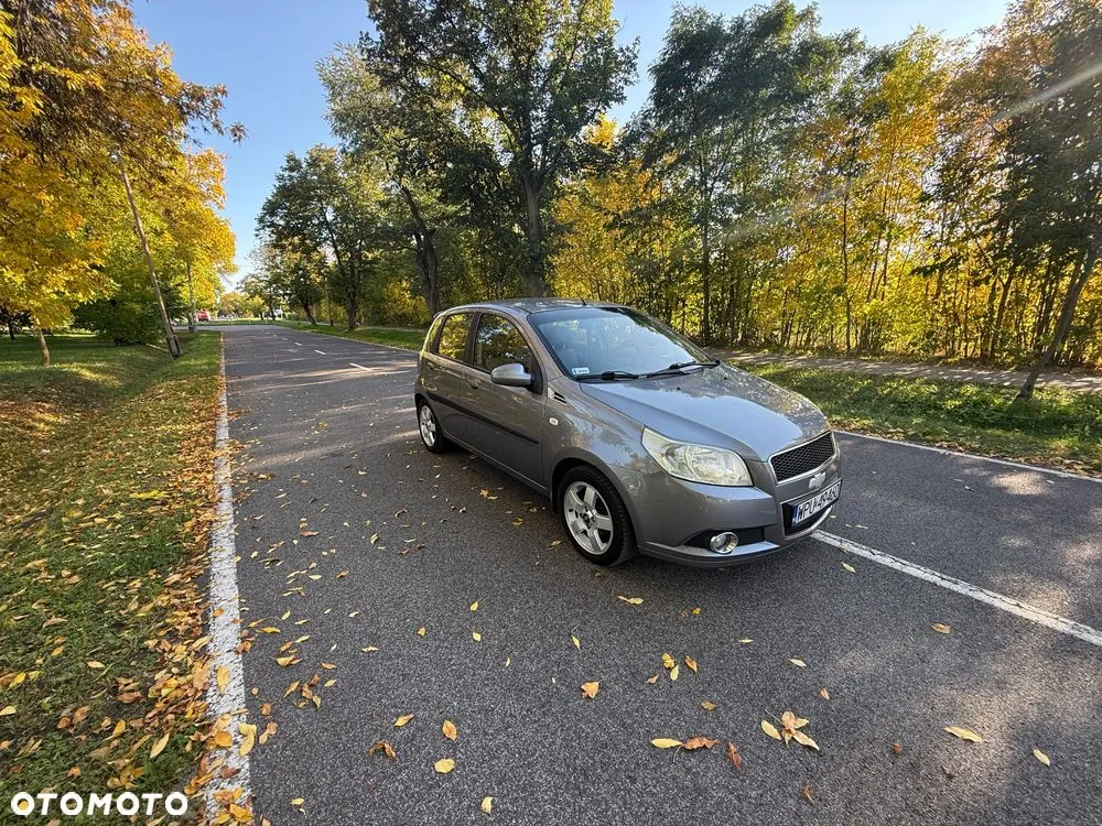 Chevrolet Aveo 2009 photo 2