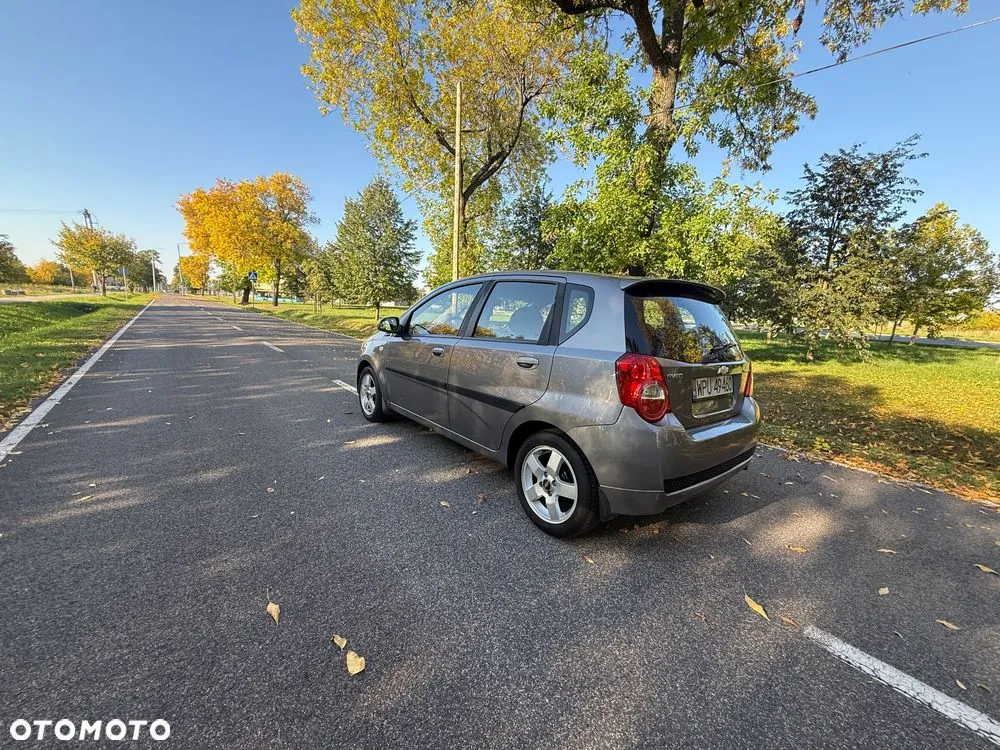 Chevrolet Aveo 2009 photo 4