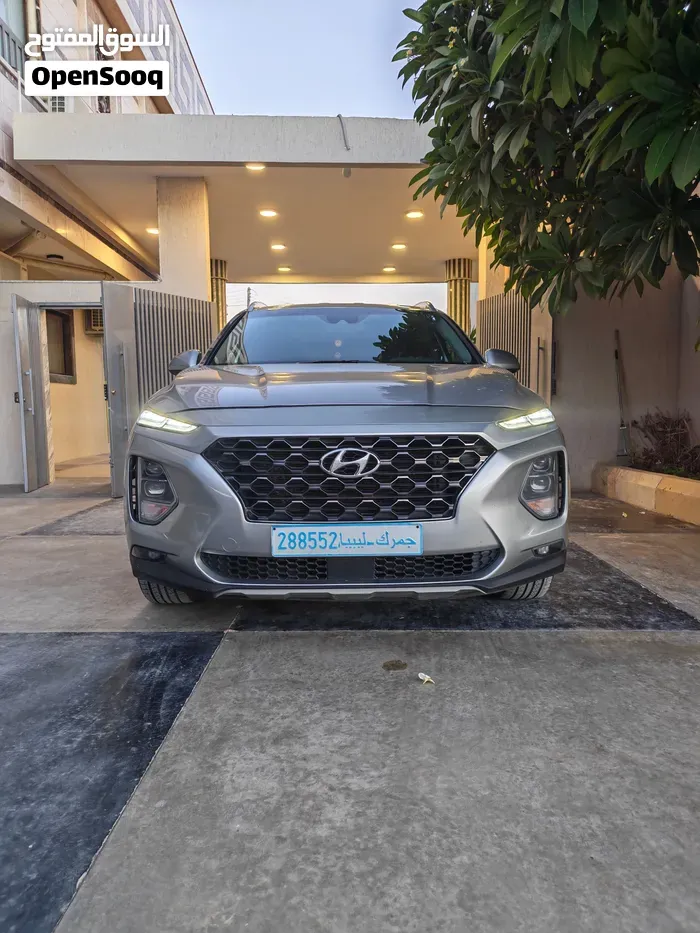 Hyundai Santa Fe 2020 photo 2