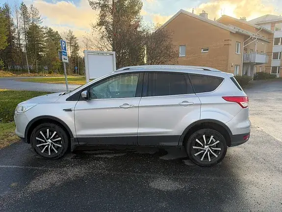 Ford Kuga 2014 photo 4