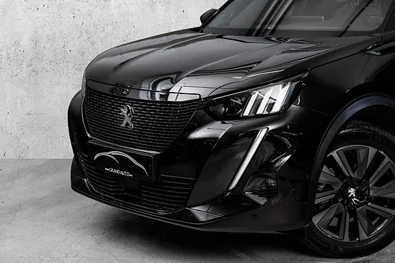 Peugeot E-2008 2021 photo 5