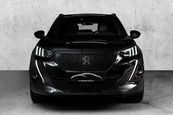 Peugeot E-2008 2021 photo 3