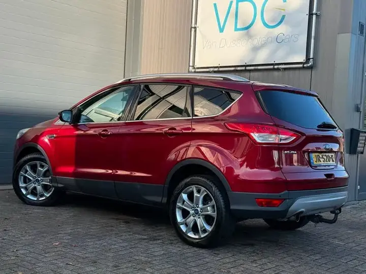 Ford Kuga 2015 photo 3