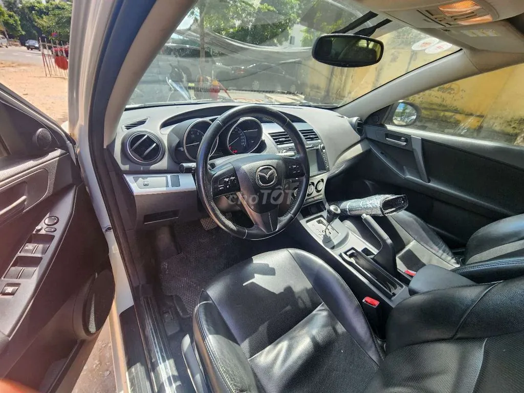 Mazda 3 2013 photo 3